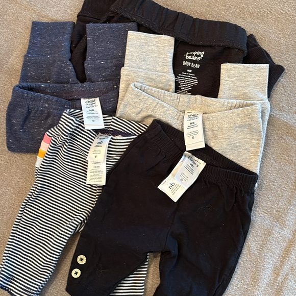 ‼️3 for $15‼️ 🚼 BABY GIRL 5 PIECE NEWBORN KNIT PANTS BUNDLE - Picture 3 of 6